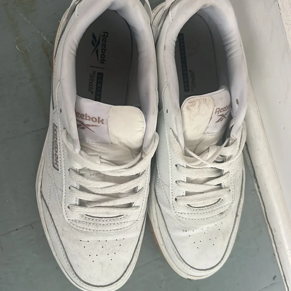 Reebok sneakers. Worn a few times. Good used condition. - Picture 2 of 5